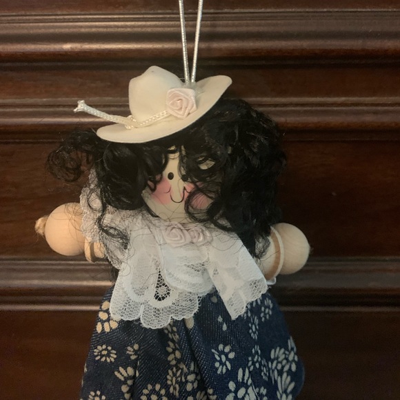 Handmade Spool Doll - Picture 3 of 4